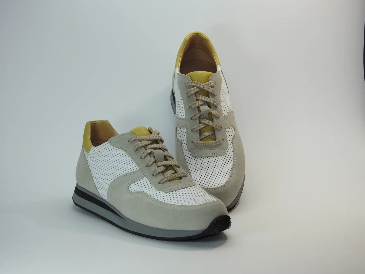 Calzatura 2 retro