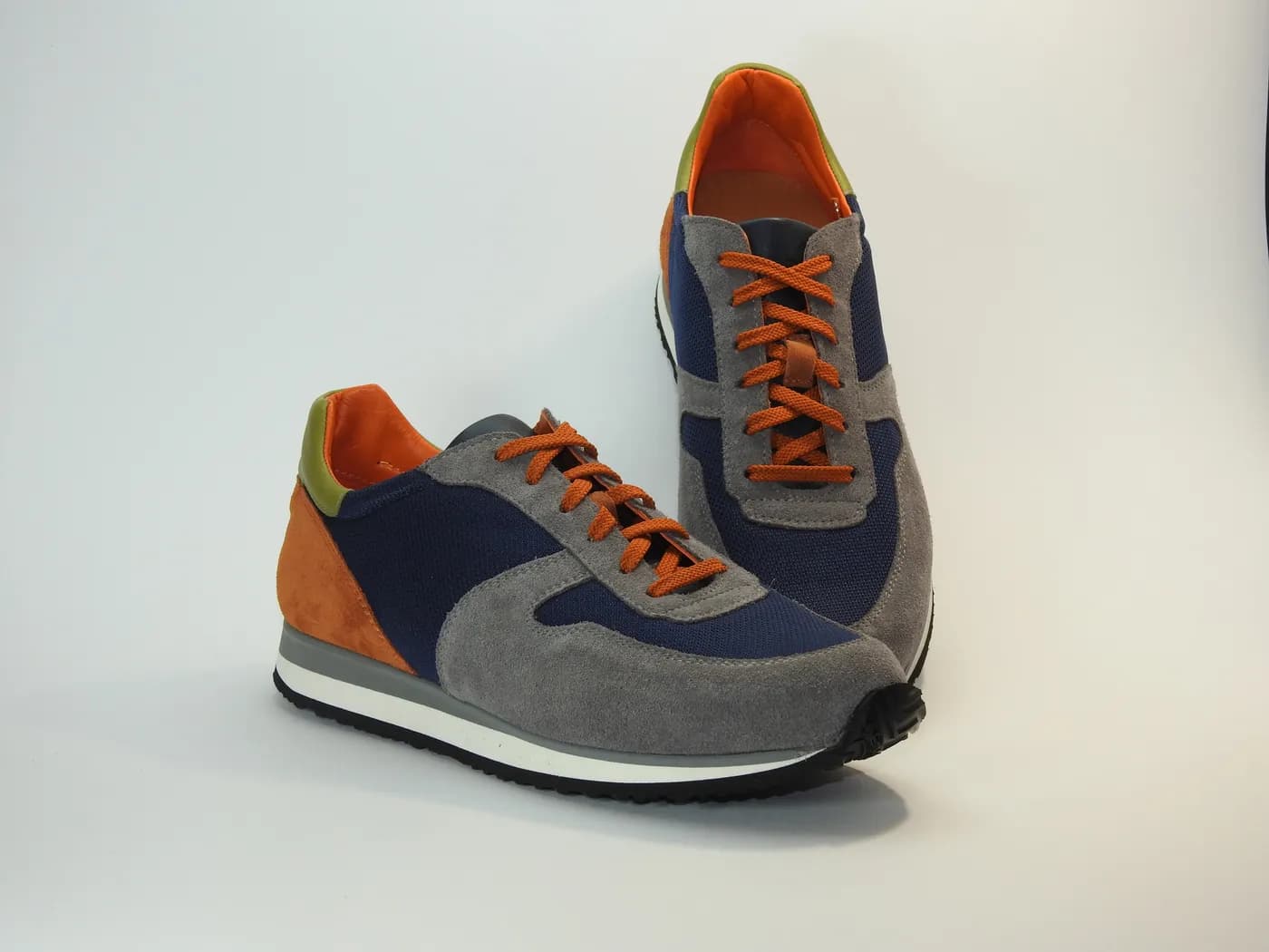 Calzatura 12 retro